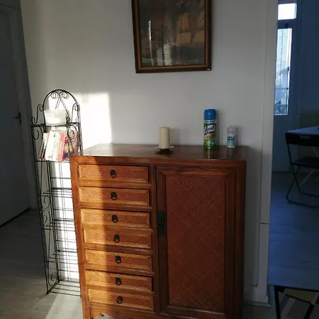 Studio Proche Caserne Et Centre Toul *